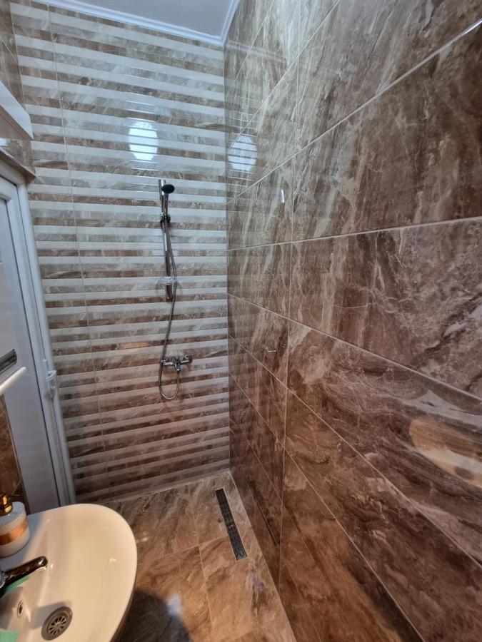 Ebra Lux Apartmani Dobrá Voda Exterior foto