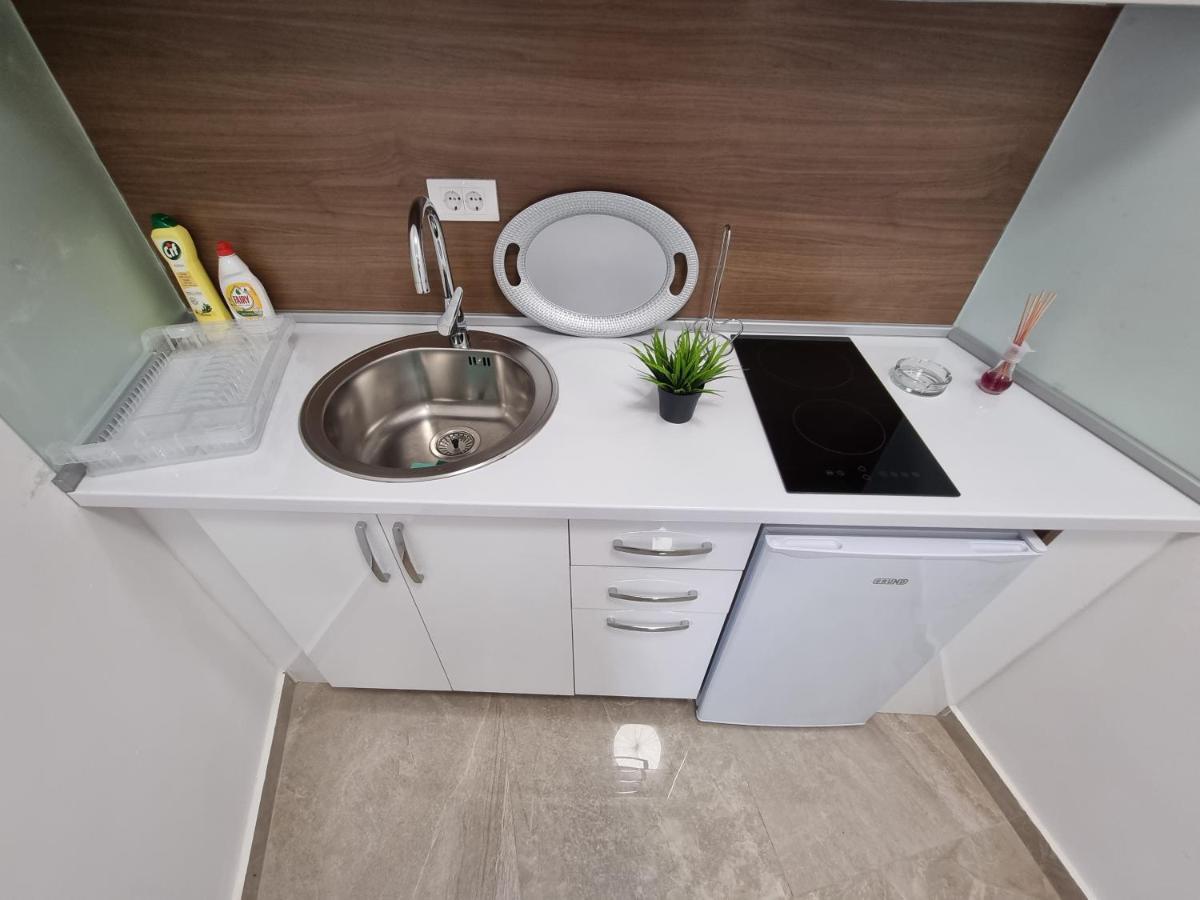 Ebra Lux Apartmani Dobrá Voda Exterior foto
