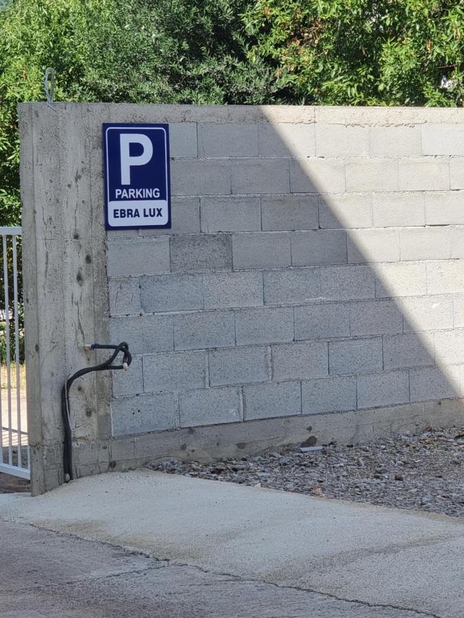 Ebra Lux Apartmani Dobrá Voda Exterior foto