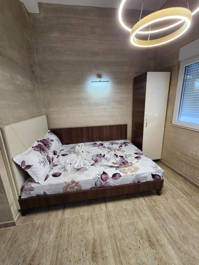 Ebra Lux Apartmani Dobrá Voda Exterior foto